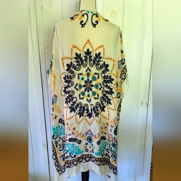 Bohemian Cream Bandana Print Kimono-One Size - Picture 1 of 9